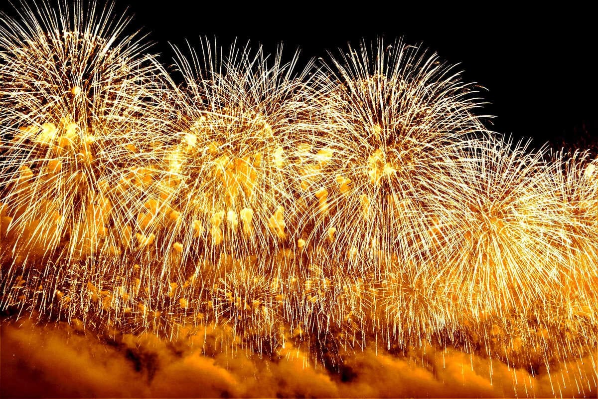 やっぱり冬の花火は危険 危険な理由と取り扱い方を詳しく解説 ボードゲームなタイムズ